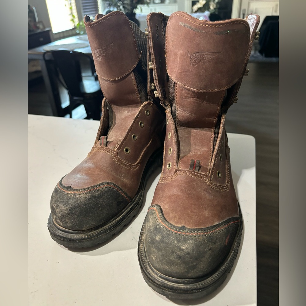 Red wing steel toe work boots